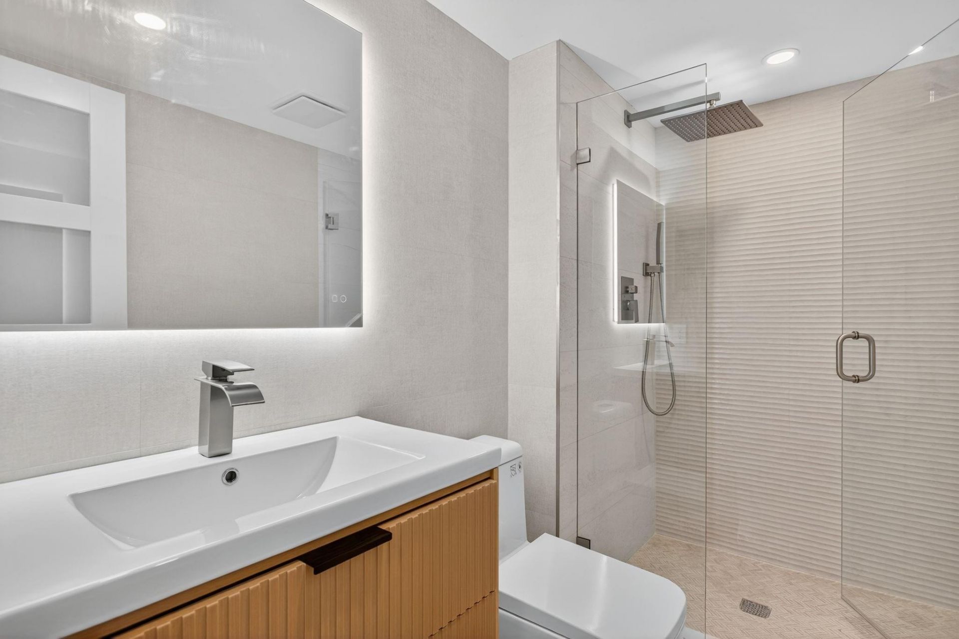 525 N Ocean Boulevard, Unit 422, Pompano Beach, FL 33062 Photo