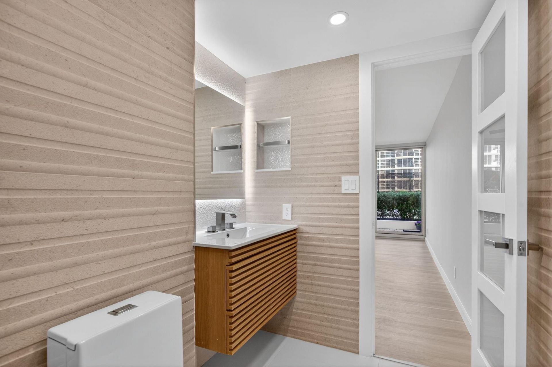 525 N Ocean Boulevard, Unit 422, Pompano Beach, FL 33062 Photo