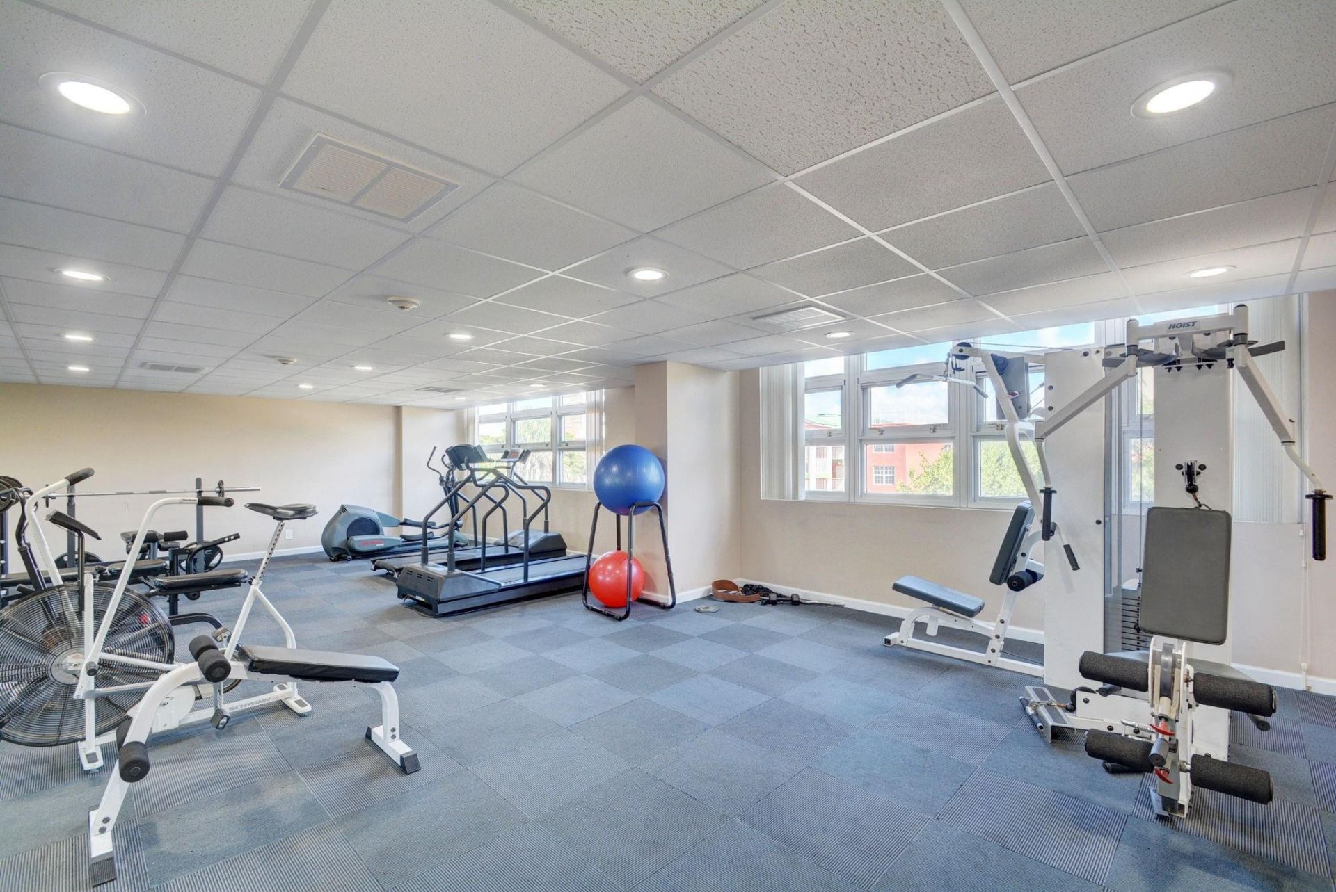 525 N Ocean Boulevard, Unit 422, Pompano Beach, FL 33062 Photo