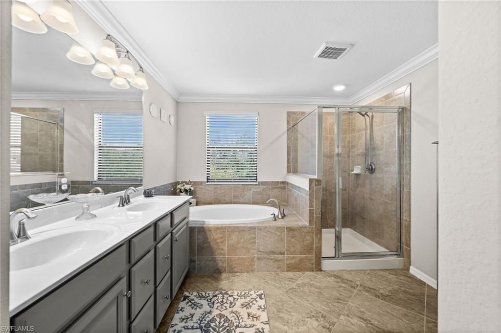 4754 Abaca Cir, Naples, FL 34119 Photo