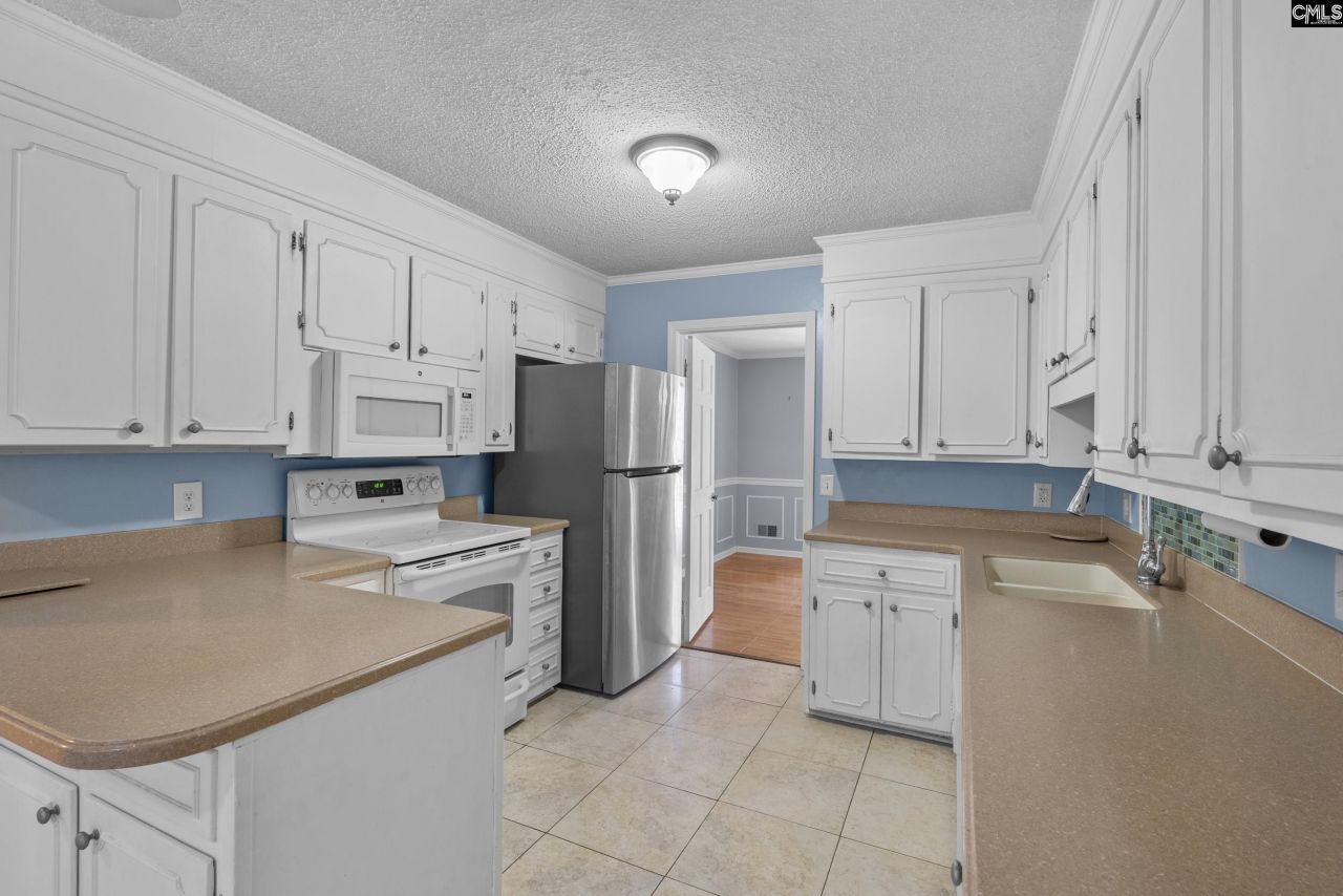 306 Doncaster Road Photo 12