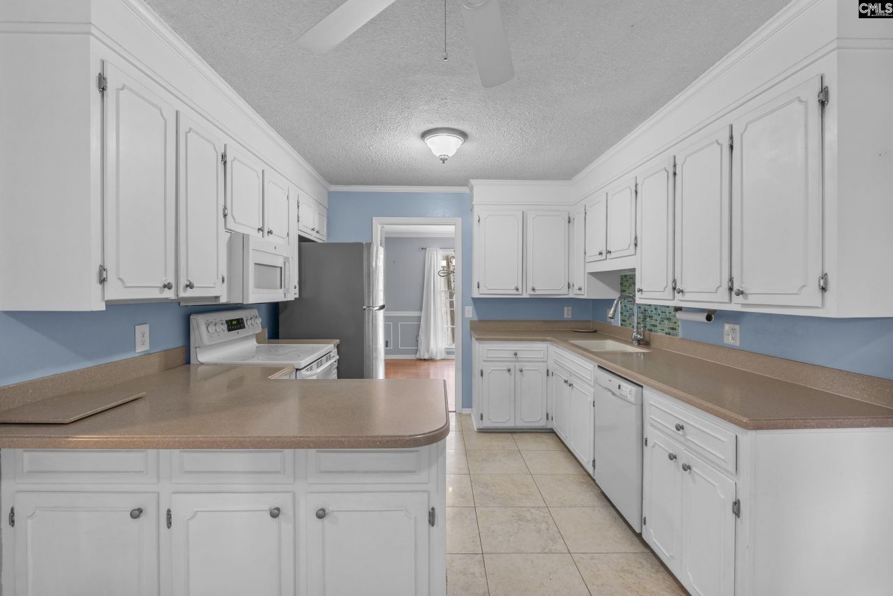 306 Doncaster Road Photo 15