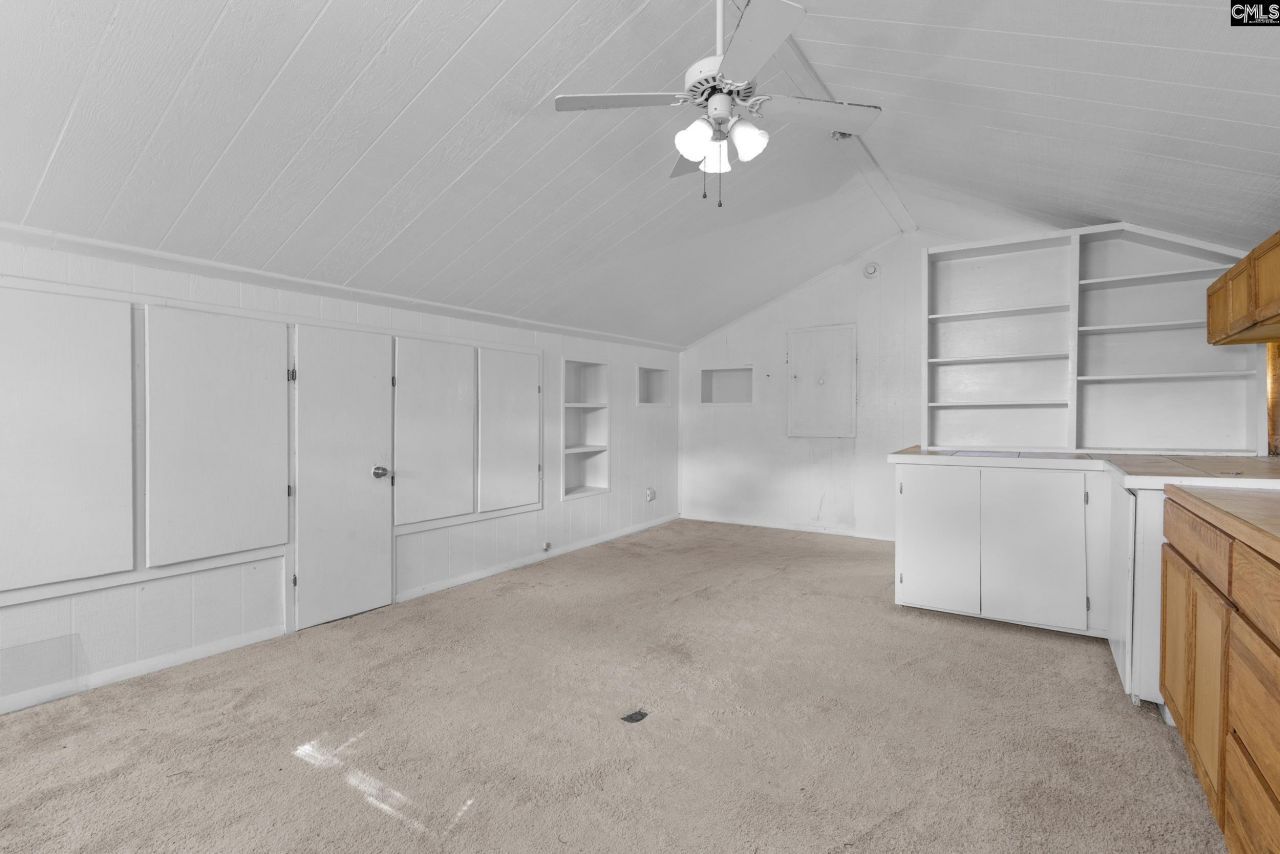 306 Doncaster Road Photo 31