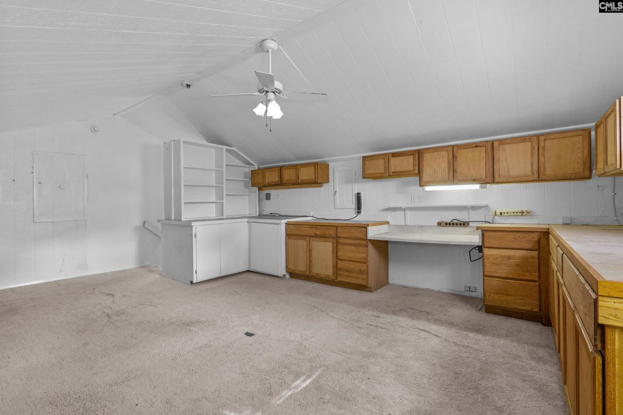 306 Doncaster Road Photo 32