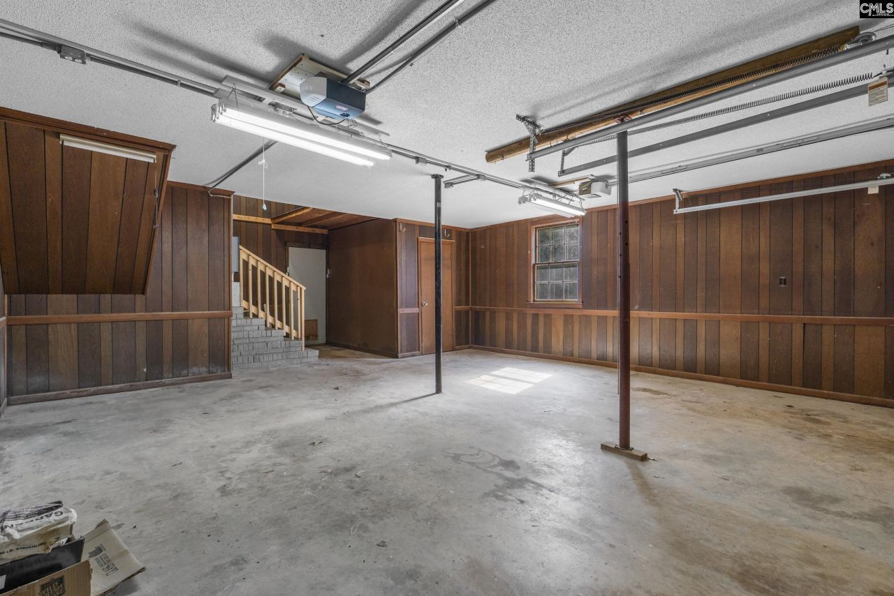 306 Doncaster Road Photo 34