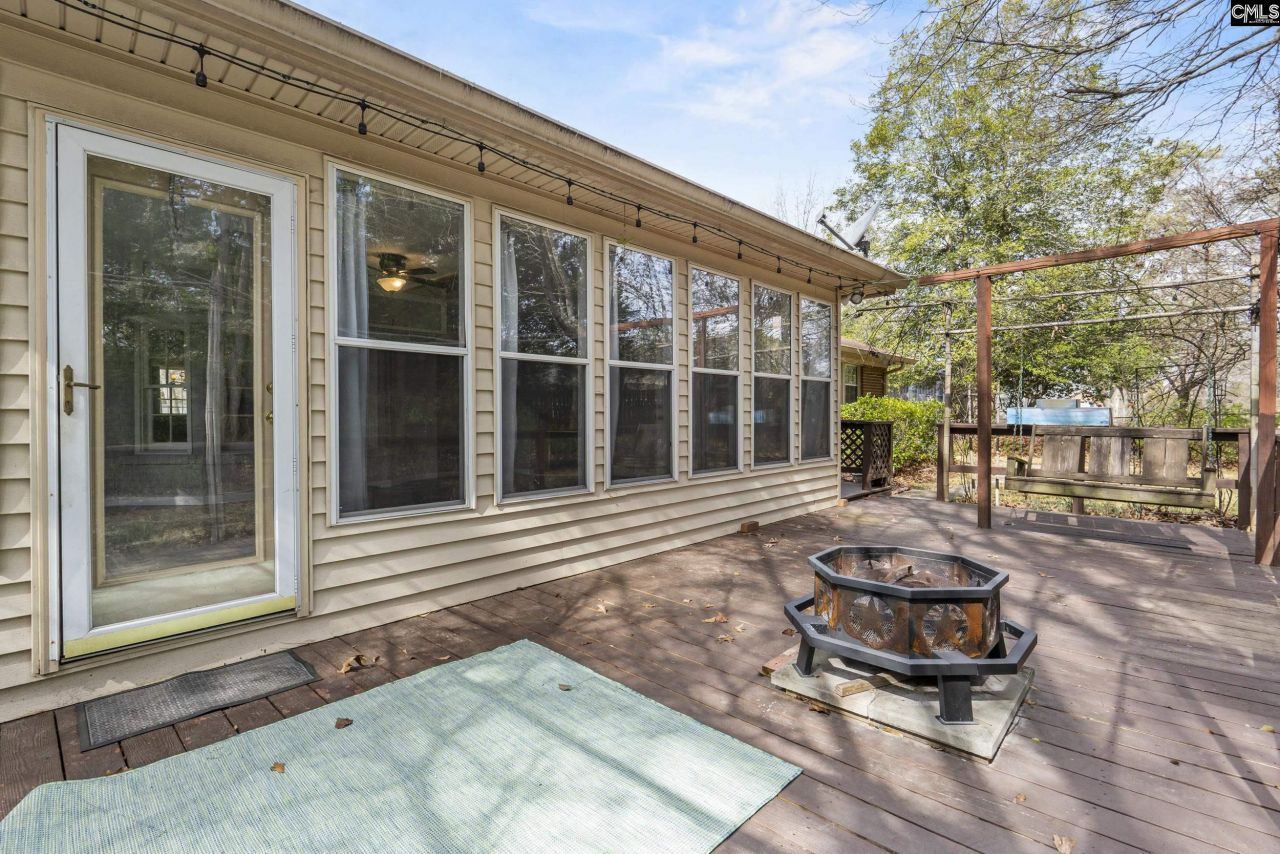 306 Doncaster Road Photo 36