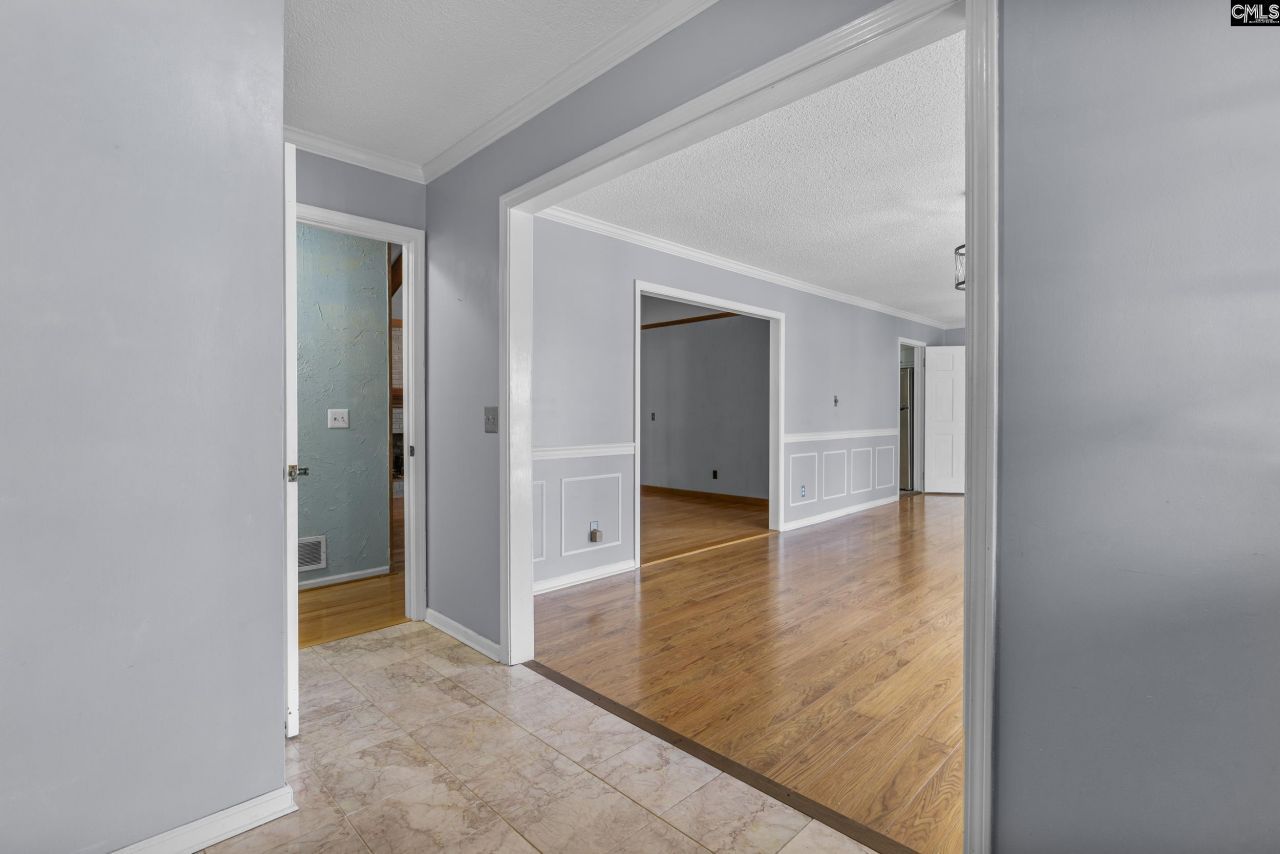 306 Doncaster Road Photo 4