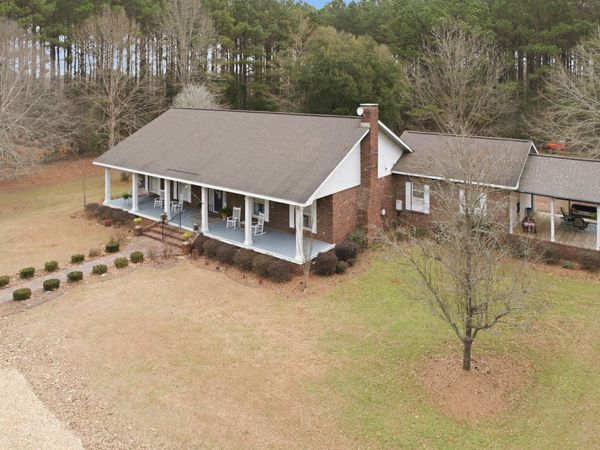 624 Eatonville Rd., Hattiesburg, MS 39401