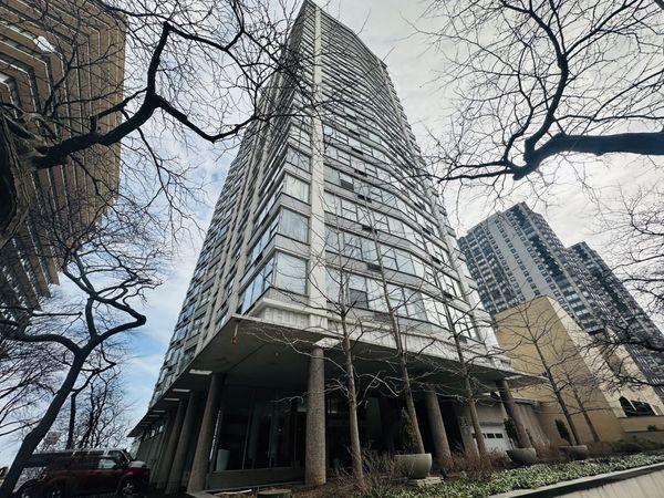 5757 N Sheridan Road, Unit 17H, Chicago, IL 60660