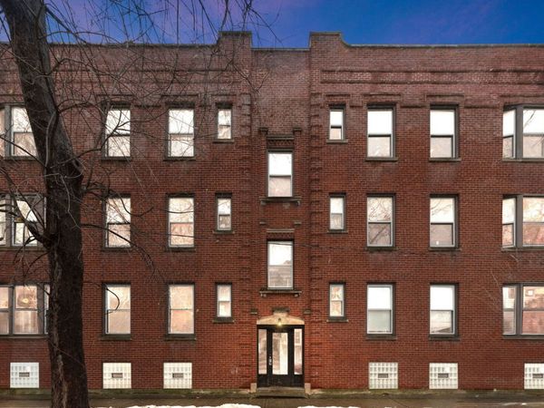 1417 W Arthur Avenue, Unit 1R, Chicago, IL 60626
