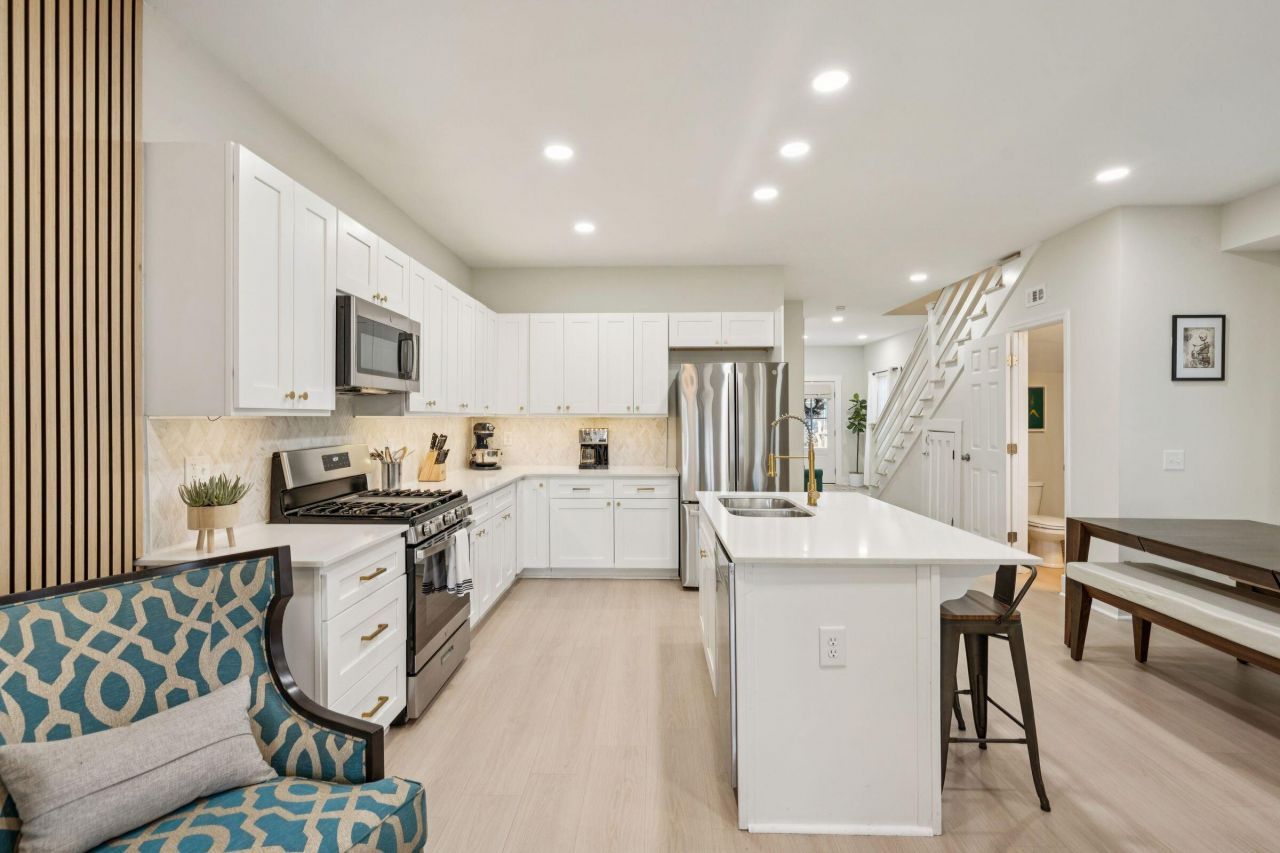 1995 Hugo Avenue Photo 12