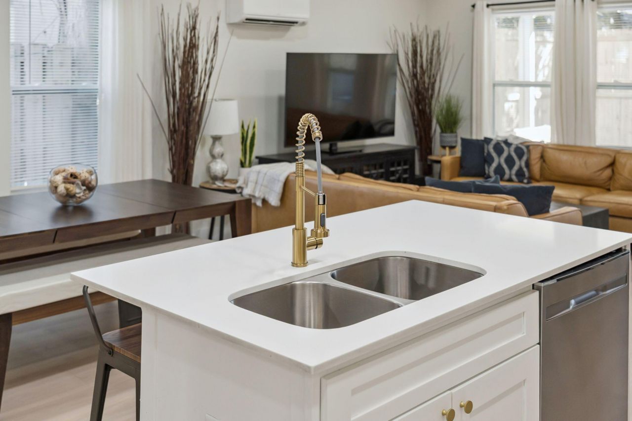 1995 Hugo Avenue Photo 14