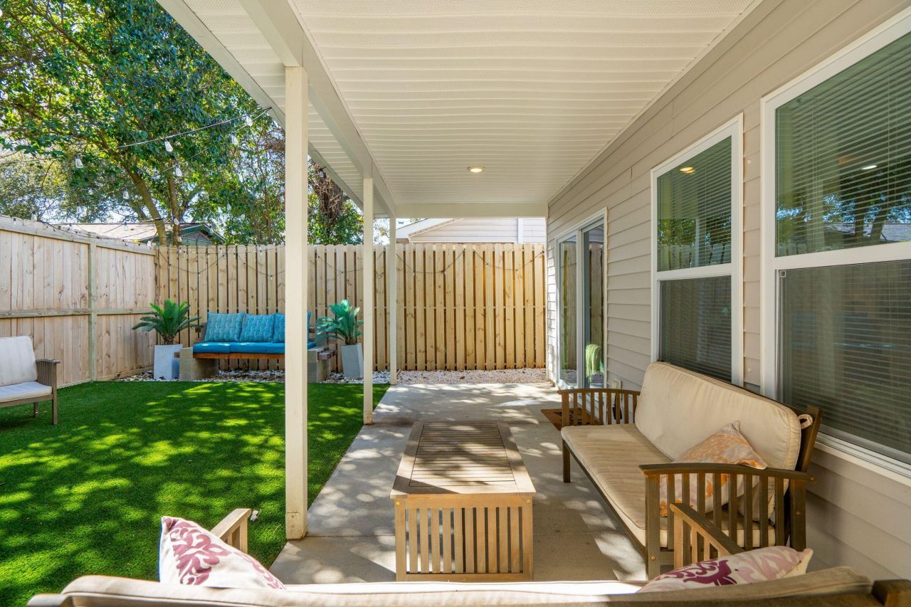 1995 Hugo Avenue Photo 41