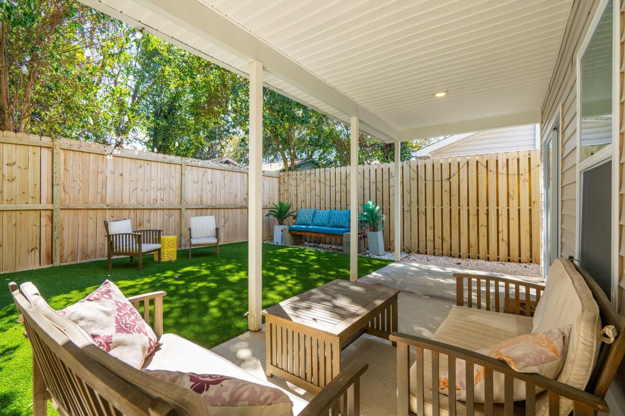 1995 Hugo Avenue Photo 42