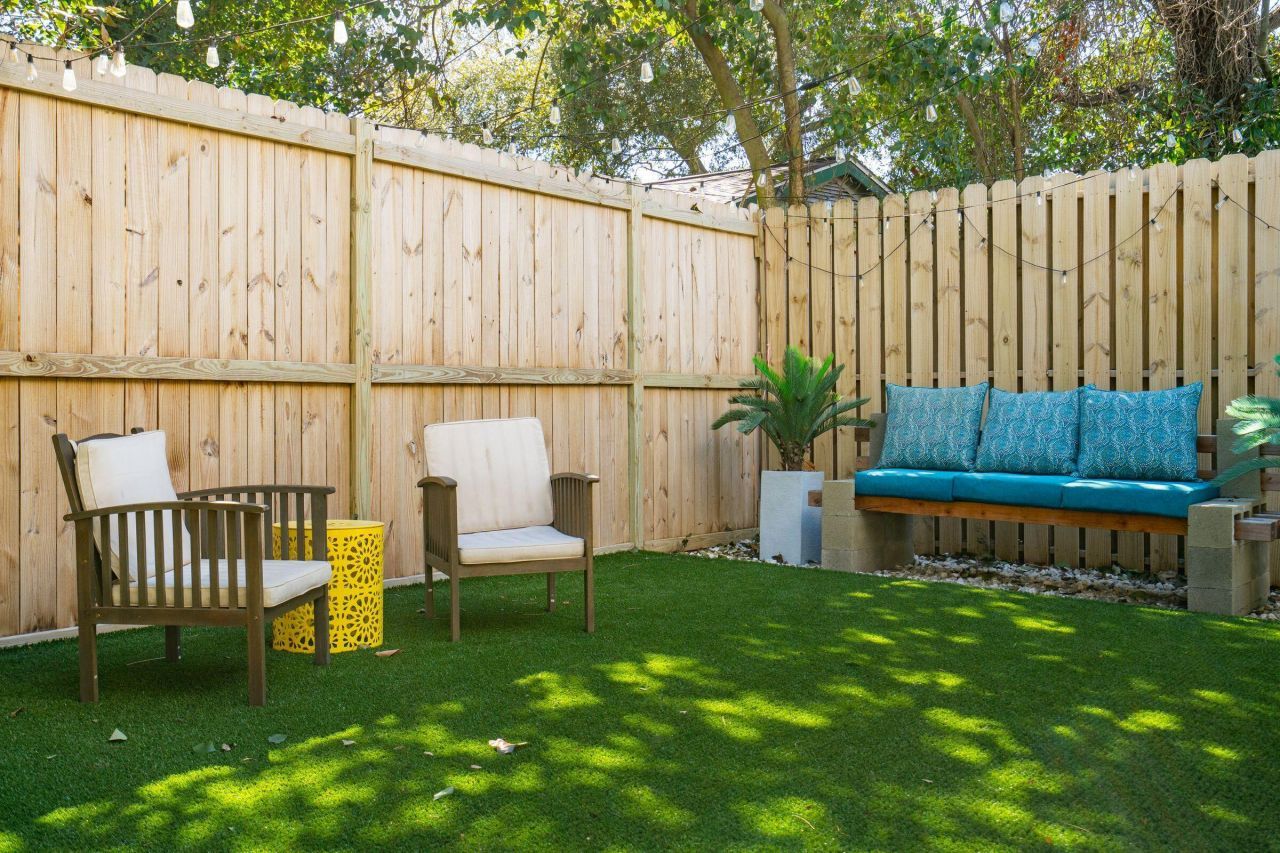 1995 Hugo Avenue Photo 43