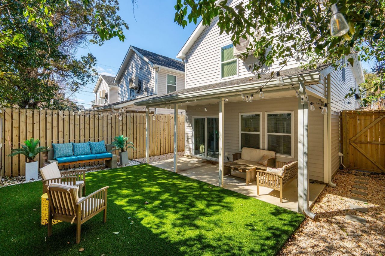 1995 Hugo Avenue Photo 44