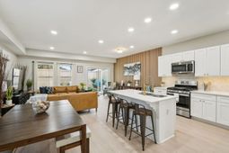 1995 Hugo Avenue photo 4