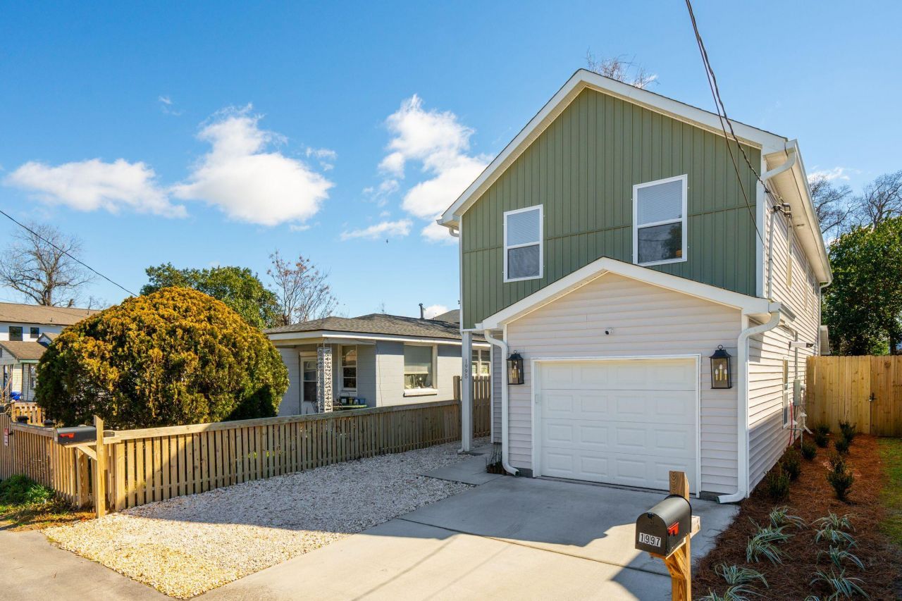 1995 Hugo Avenue Photo 50