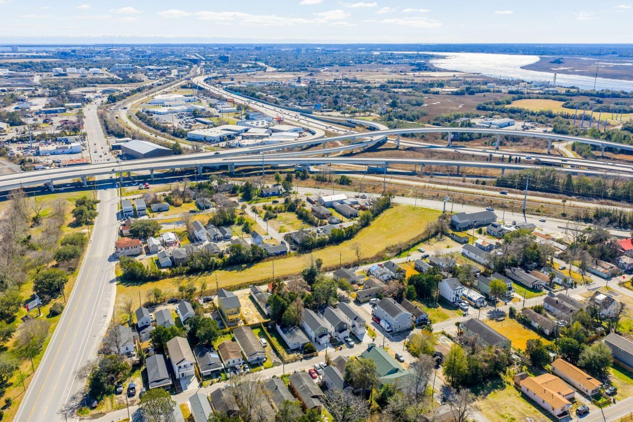 1995 Hugo Avenue Photo 54