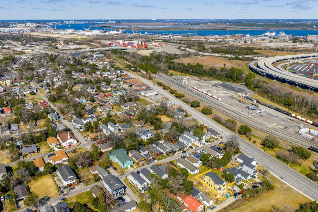 1995 Hugo Avenue Photo 58