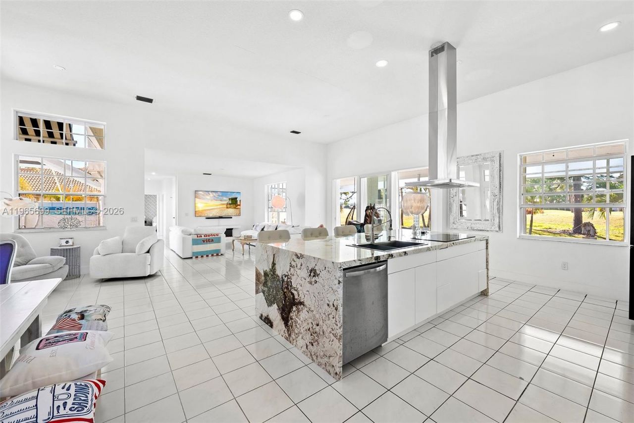 1196 SW Live Oak Cv , Port Saint Lucie, FL 34986 Photo