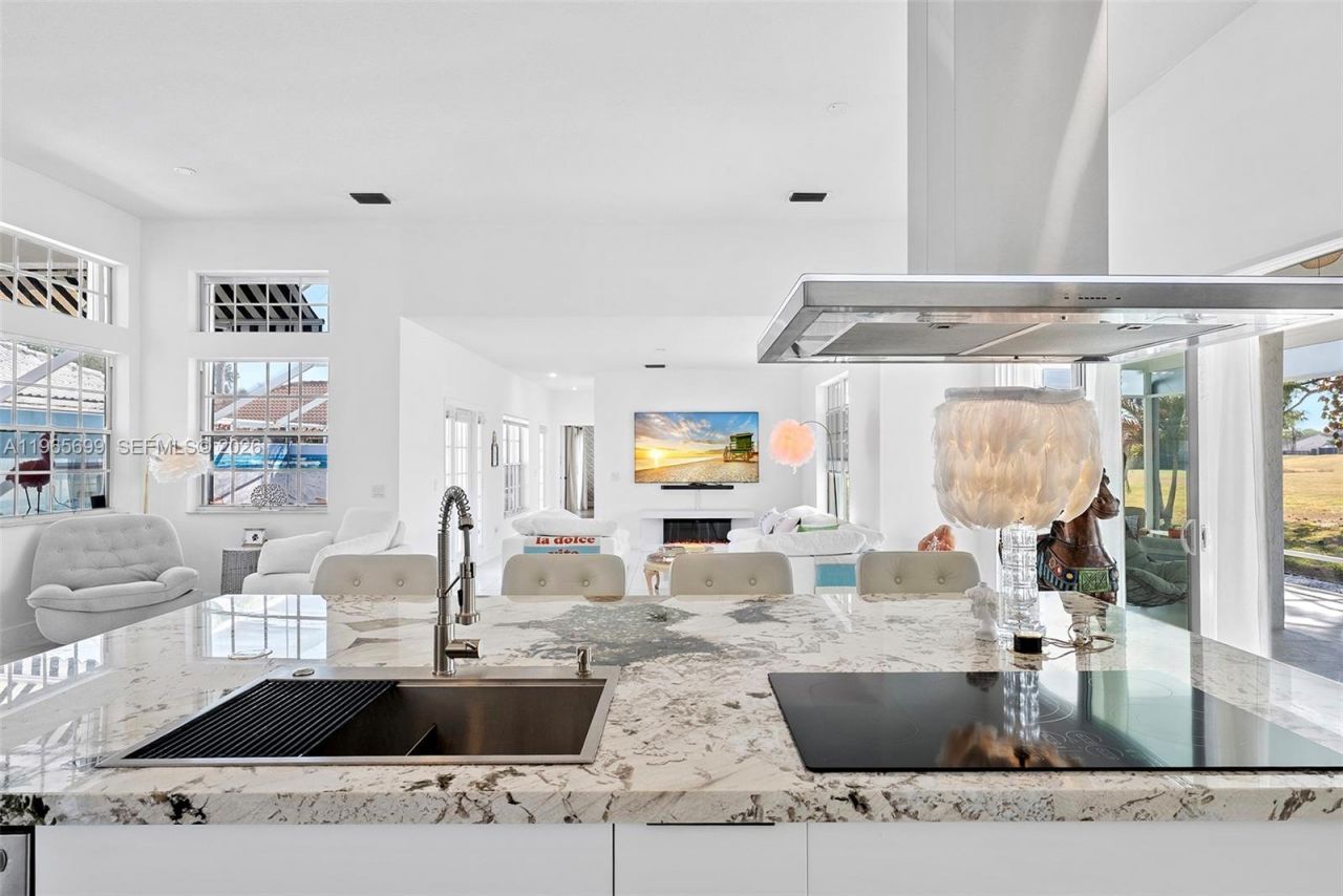 1196 SW Live Oak Cv , Port Saint Lucie, FL 34986 Photo