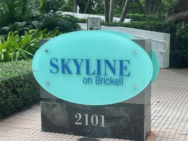 2101 Brickell Ave, Unit 2202, Miami, FL 33129