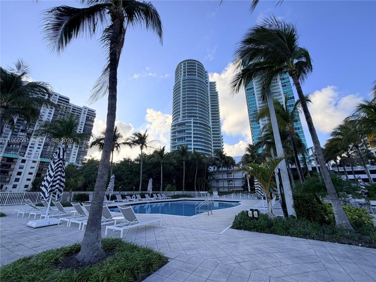 2101 Brickell Ave , Unit 2202, Miami, FL 33129 Photo