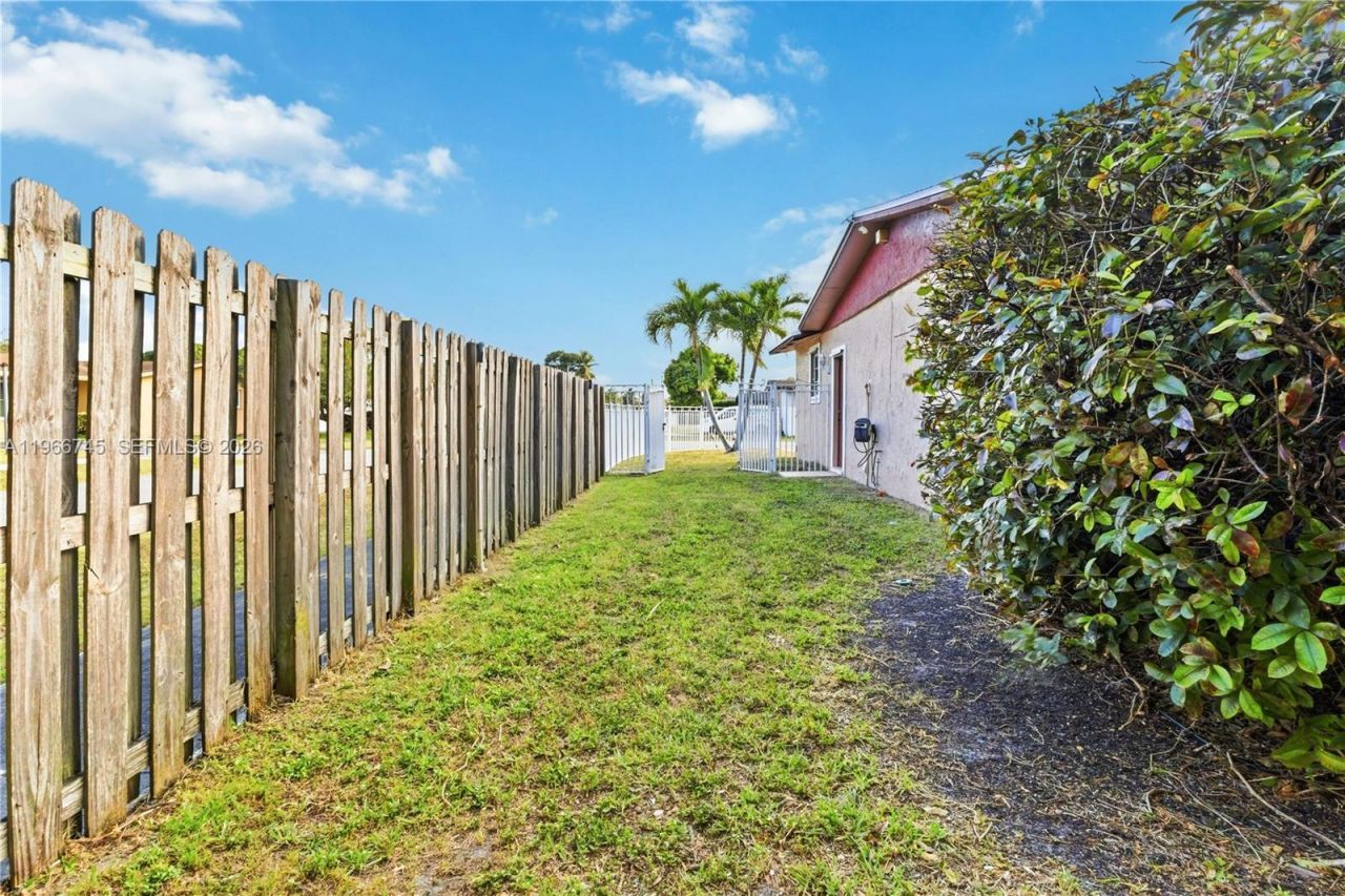 11753 SW 197th St, Miami, FL 33177 Photo