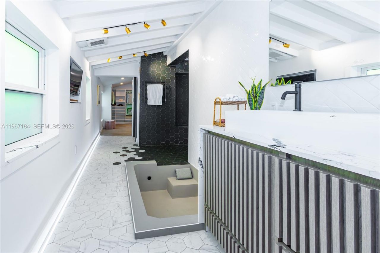 814 Monterey St , Coral Gables, FL 33134 Photo