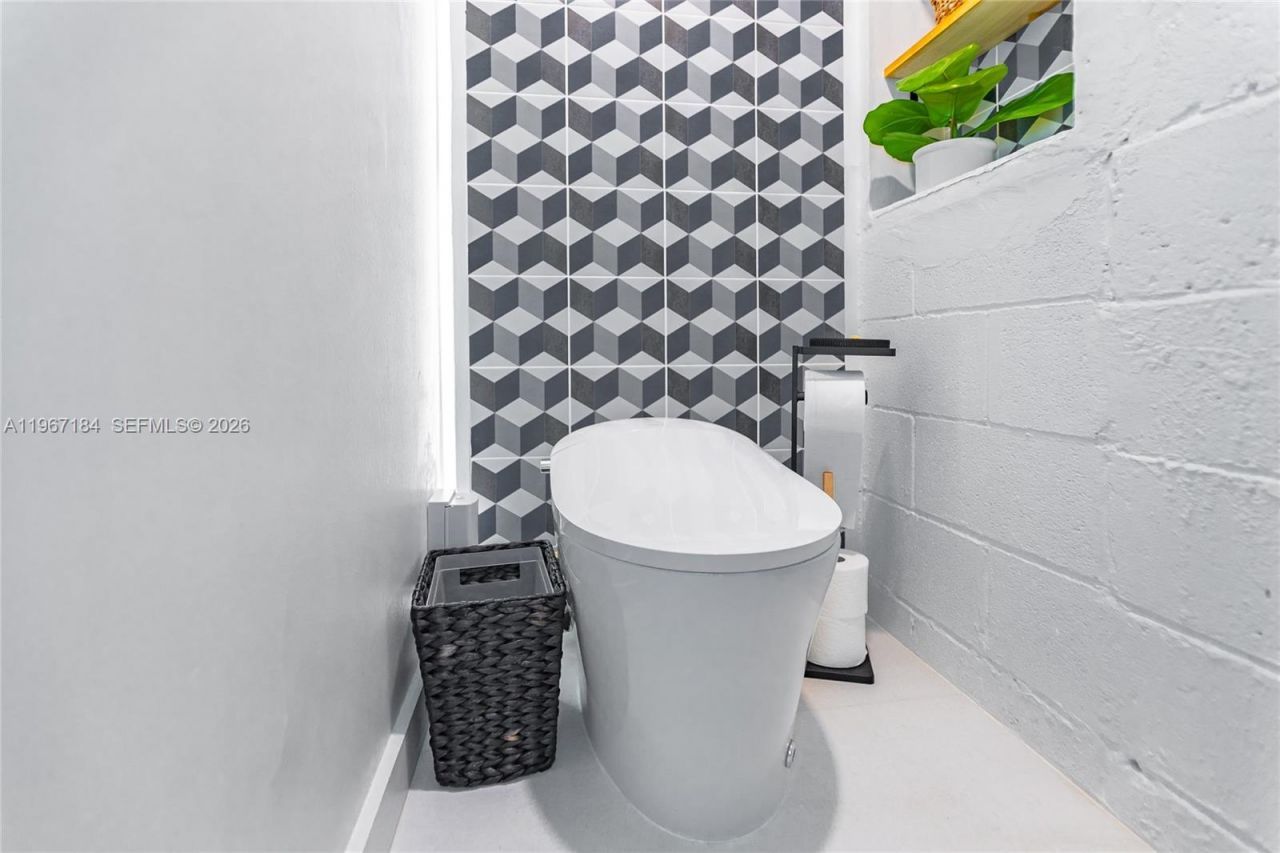 814 Monterey St , Coral Gables, FL 33134 Photo