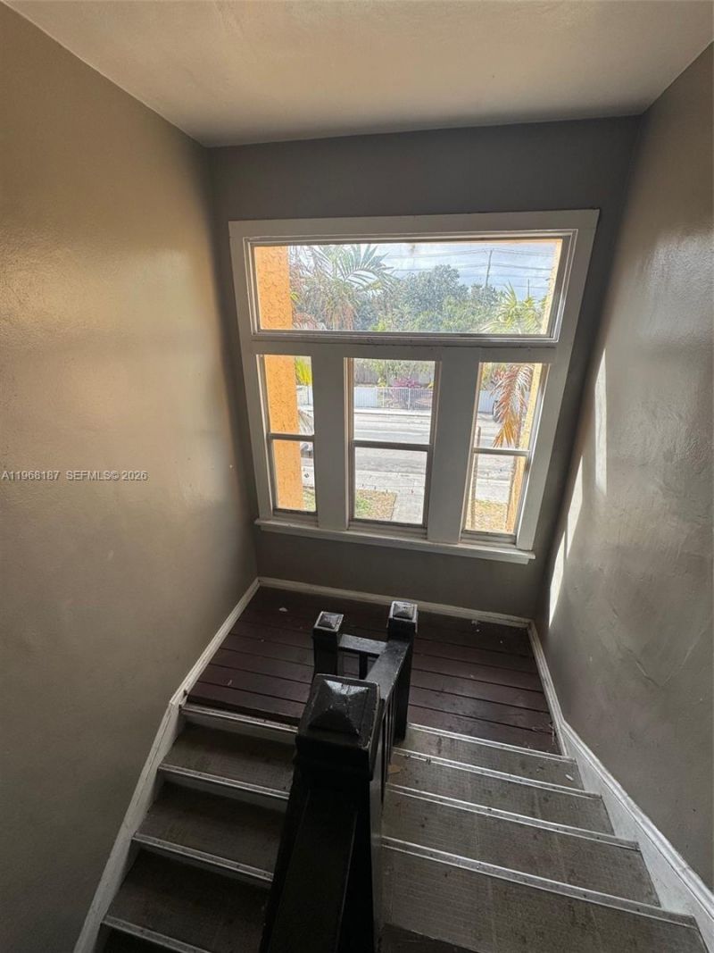 110 S B St , Lake Worth, FL 33460 Photo