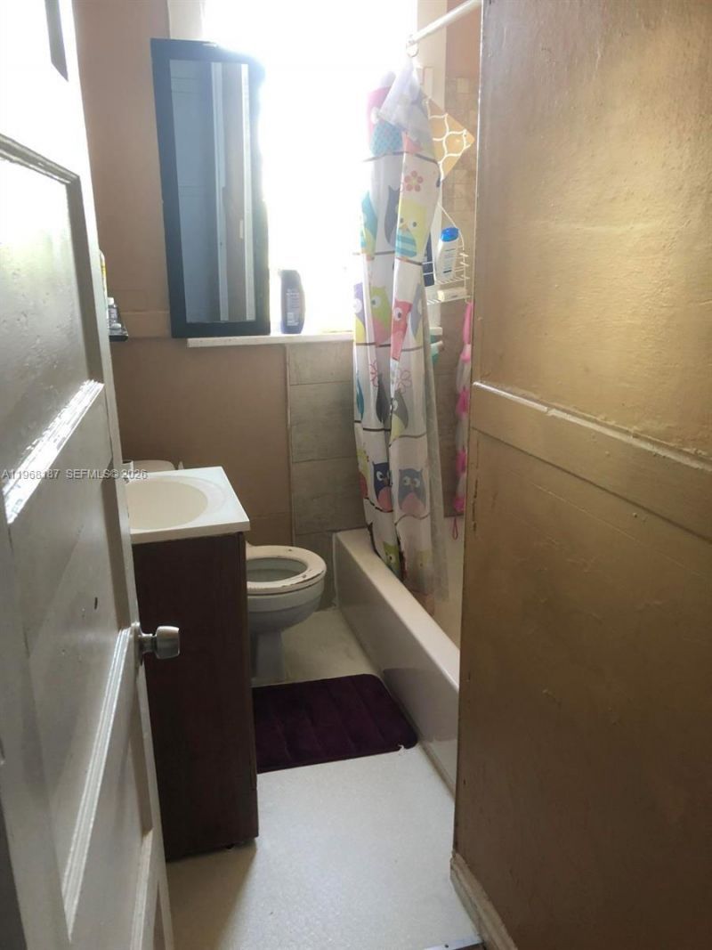 110 S B St , Lake Worth, FL 33460 Photo