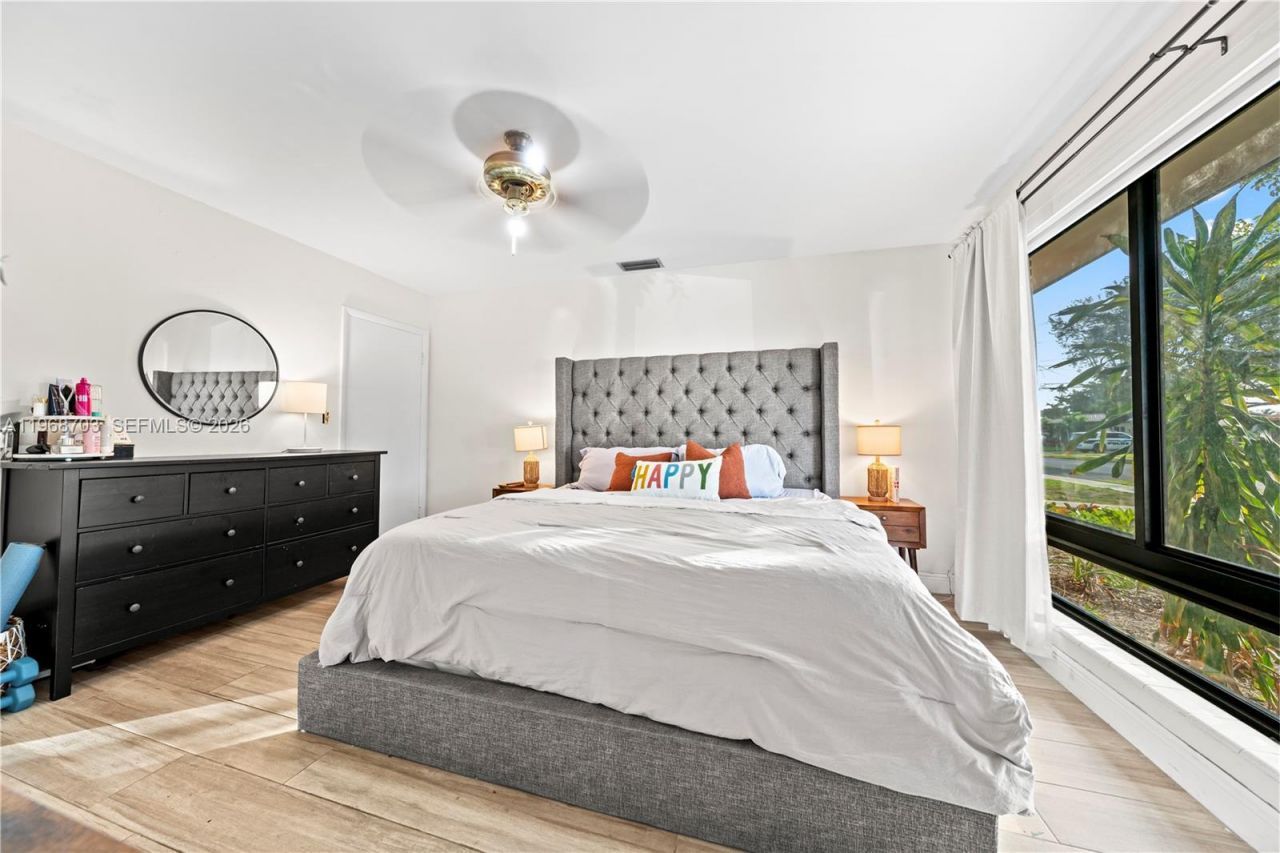 7835 W 16th Ct , Hialeah, FL 33014 Photo