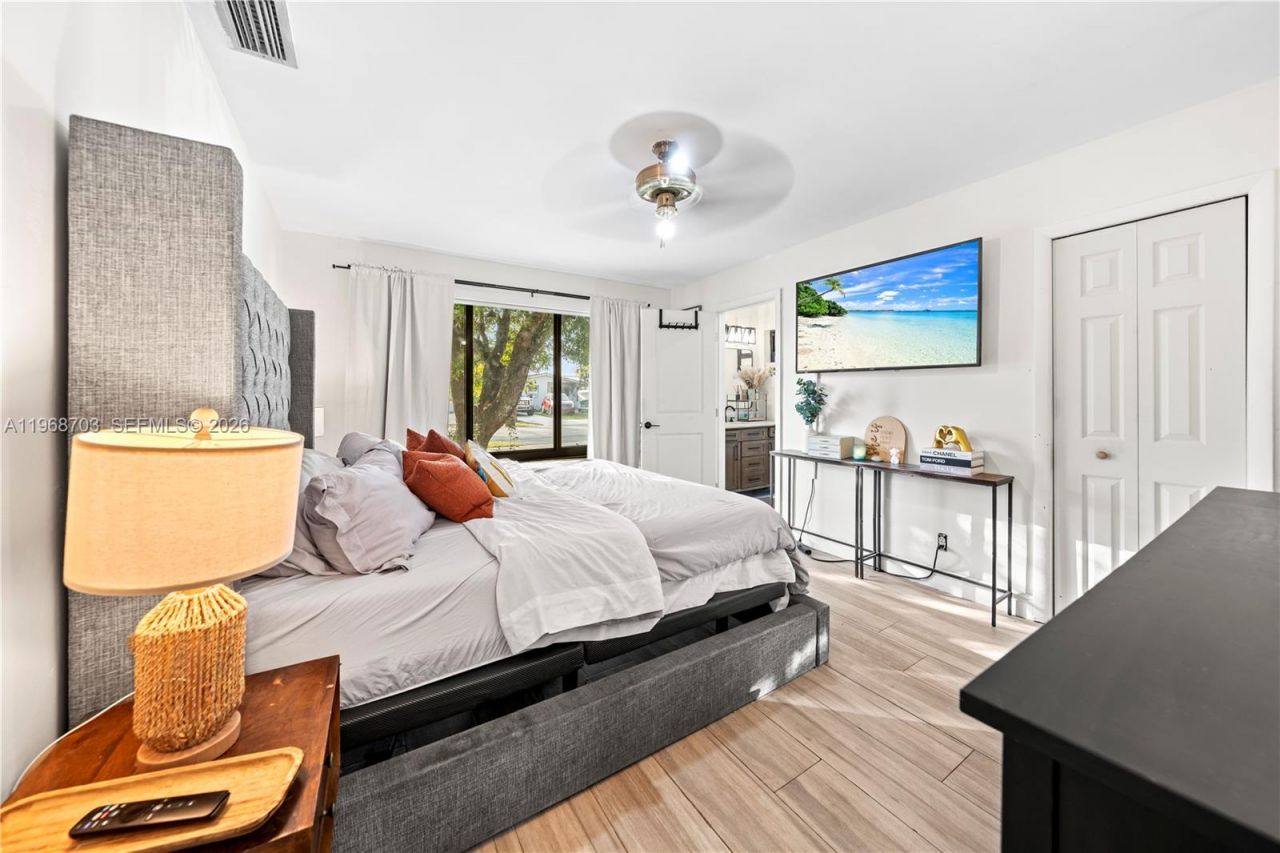 7835 W 16th Ct , Hialeah, FL 33014 Photo