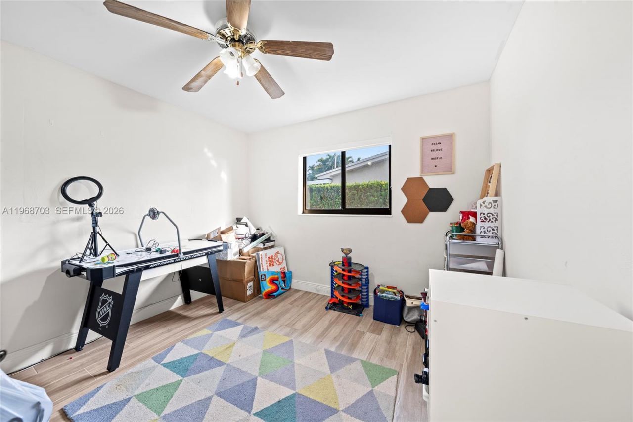 7835 W 16th Ct , Hialeah, FL 33014 Photo