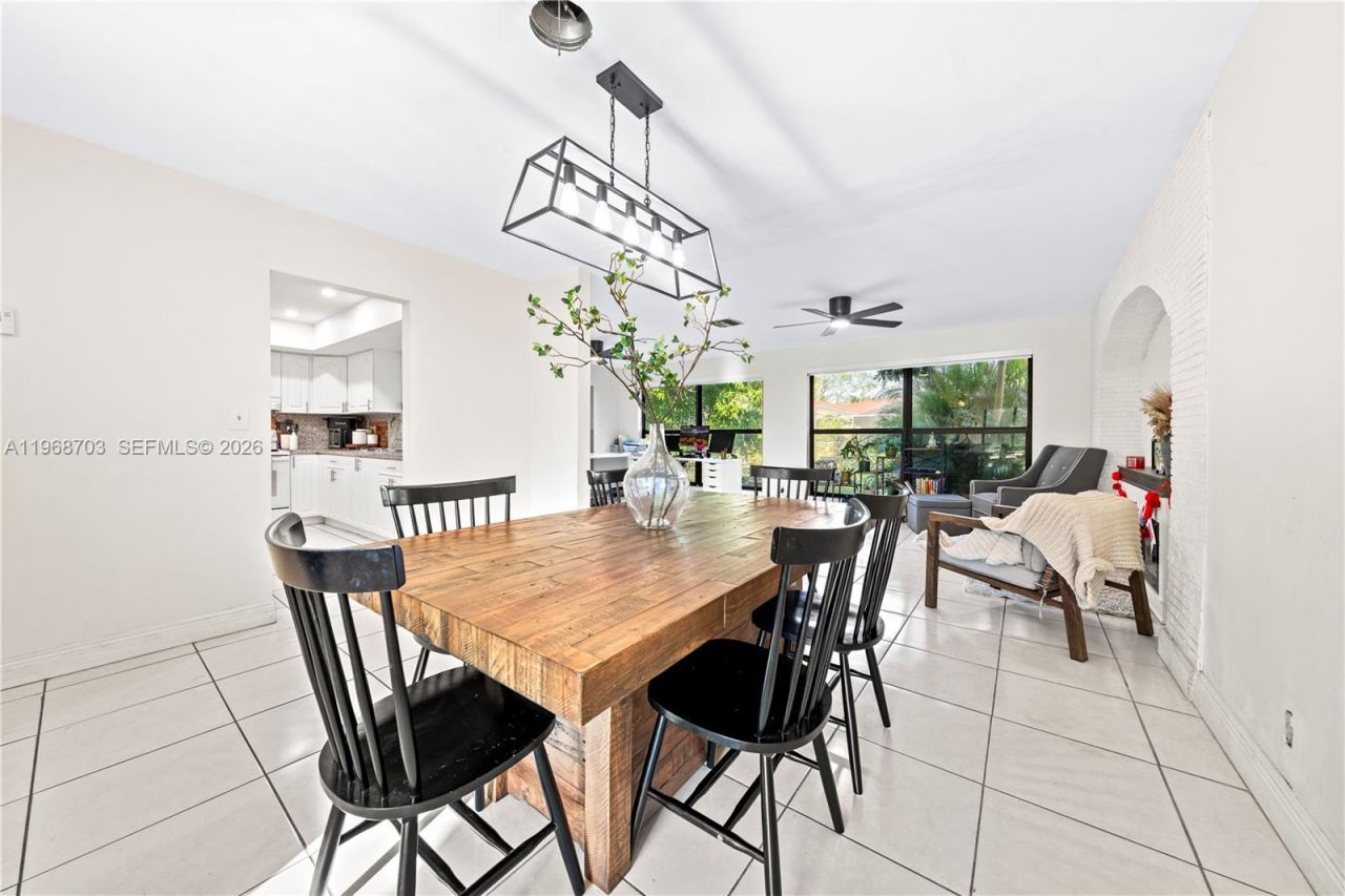 7835 W 16th Ct , Hialeah, FL 33014 Photo