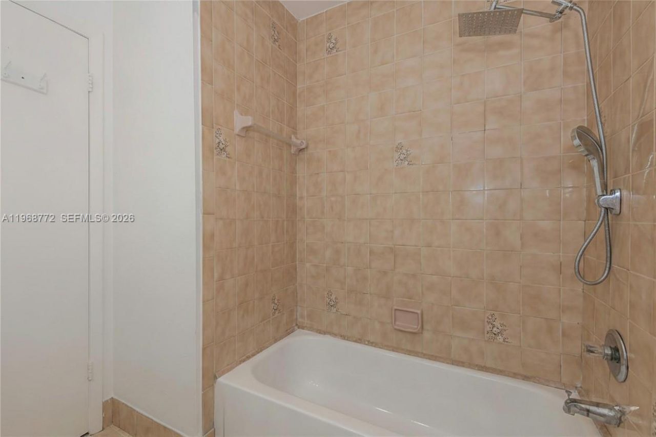 1082 W 79th St , Unit 25, Hialeah, FL 33014 Photo