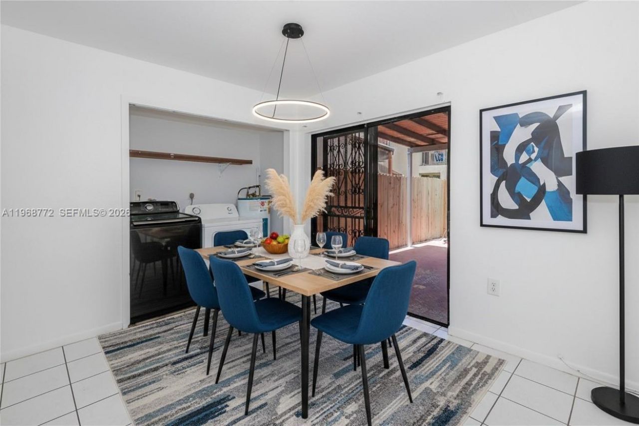 1082 W 79th St , Unit 25, Hialeah, FL 33014 Photo