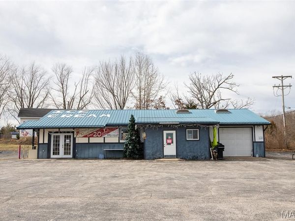 411 Highway DD , Cuba, MO 65453