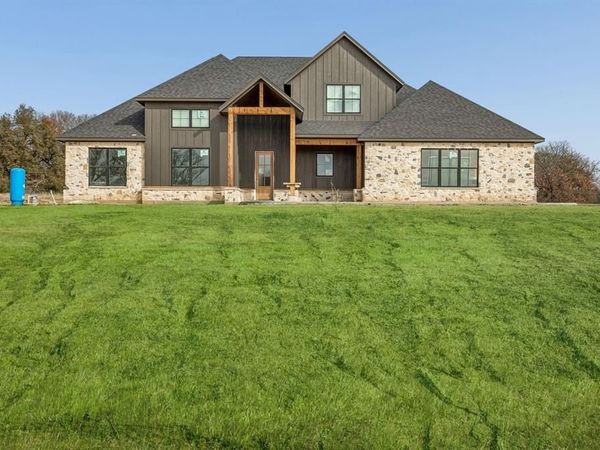 105 Desperado Way, Weatherford, TX 76088