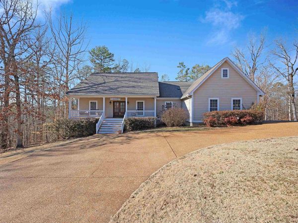 180 STROBBE LN, Counce, TN 38326