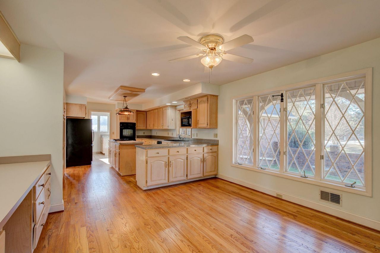 443 Santee Drive Photo 12