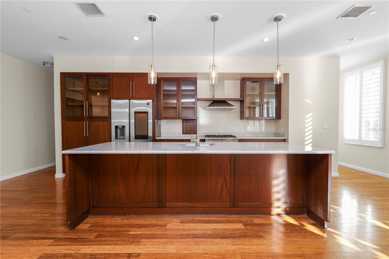 405 Central Ave, Unit 210, Saint Petersburg, FL 33701 Photo