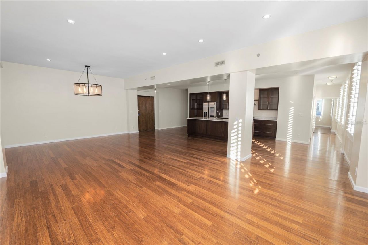 405 Central Ave, Unit 210, Saint Petersburg, FL 33701 Photo