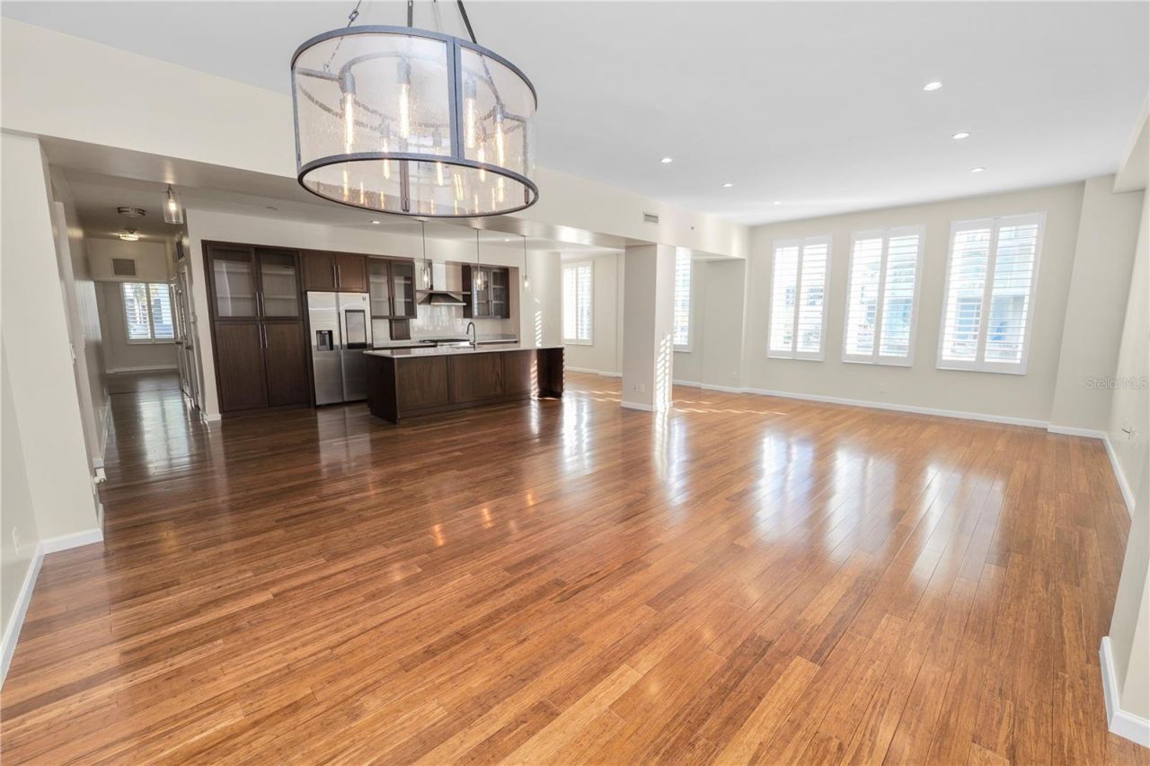 405 Central Ave, Unit 210, Saint Petersburg, FL 33701 Photo