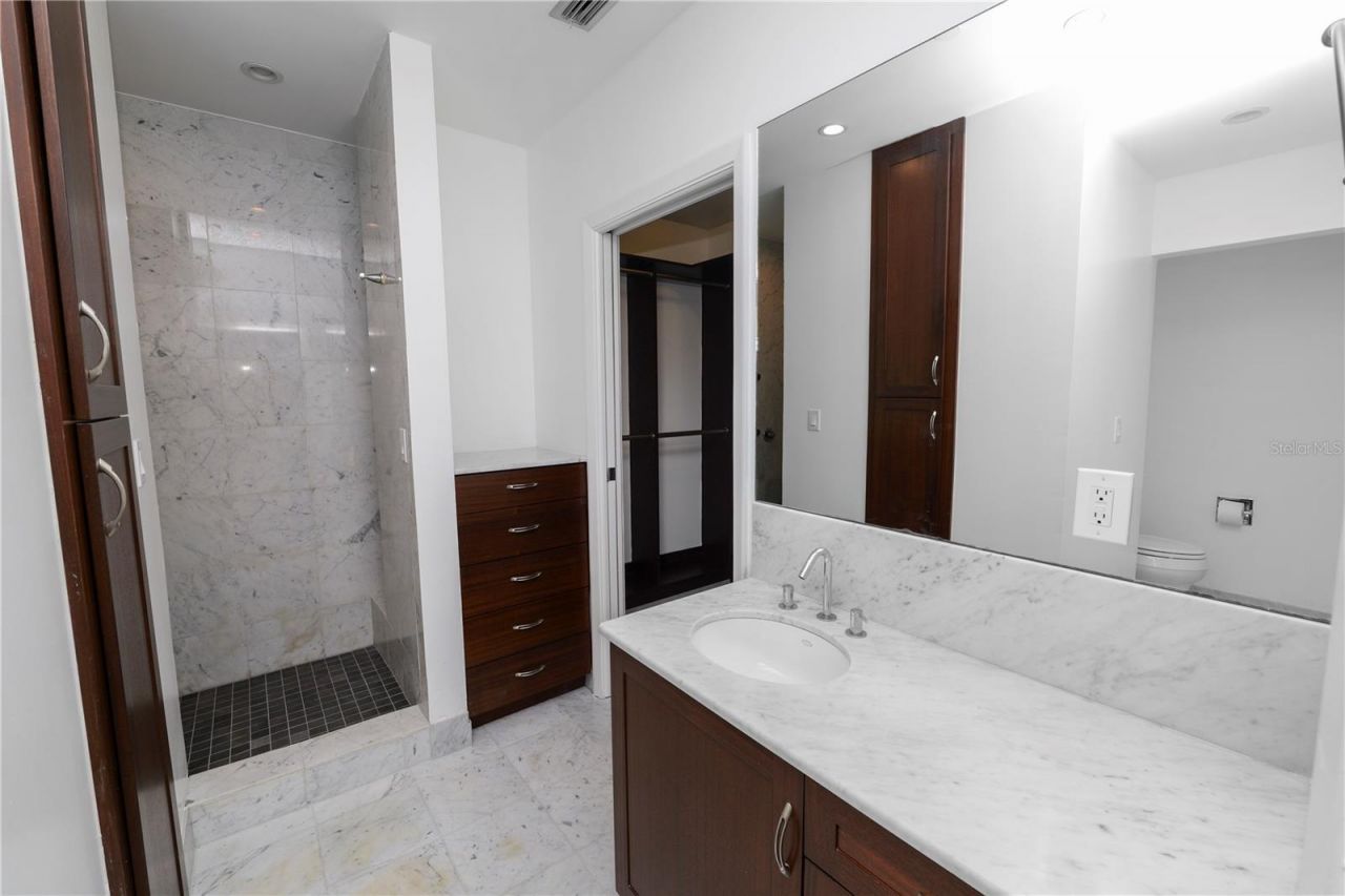 405 Central Ave, Unit 210, Saint Petersburg, FL 33701 Photo