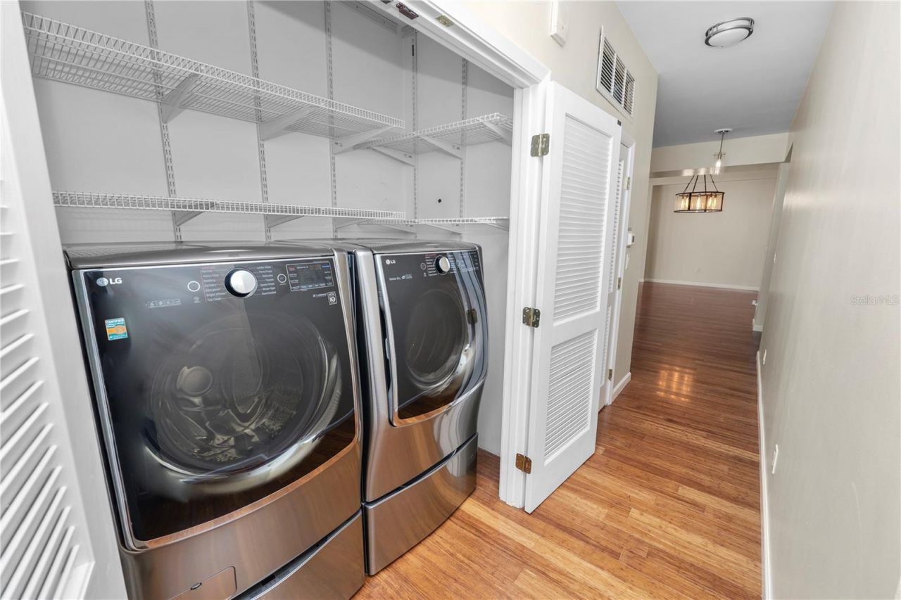 405 Central Ave, Unit 210, Saint Petersburg, FL 33701 Photo