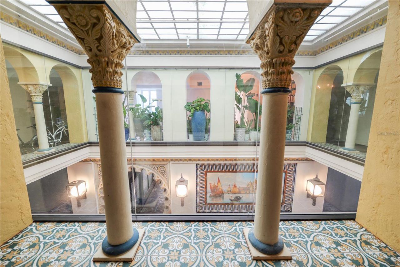 405 Central Ave, Unit 210, Saint Petersburg, FL 33701 Photo