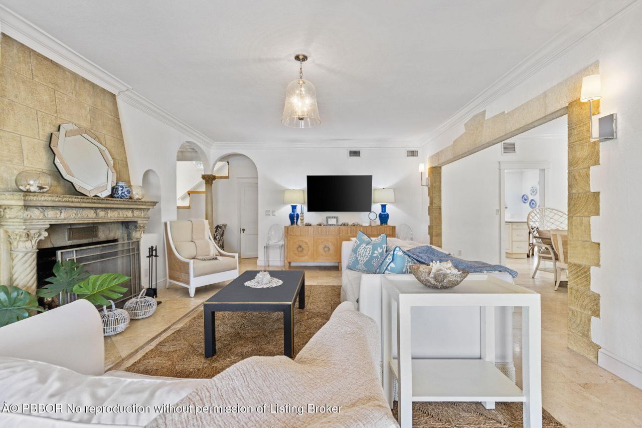 223 8th Street, West Palm Beach, FL 33401 Photo